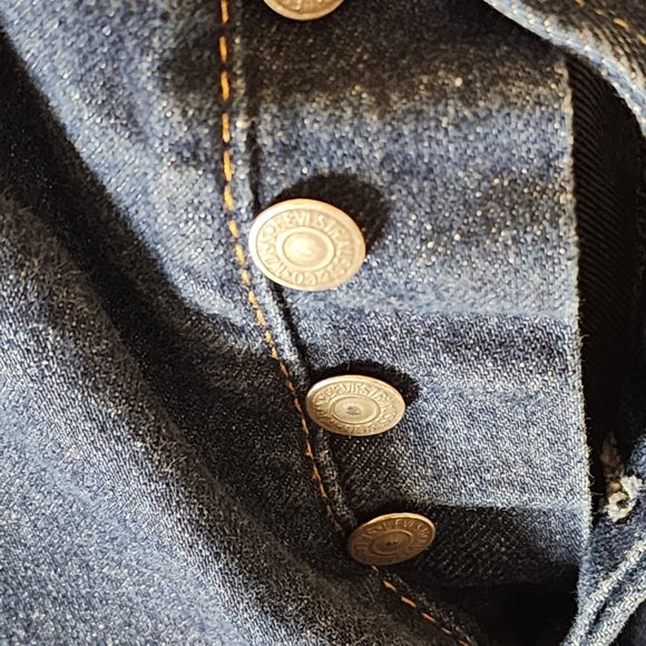 Levi’s 501 Button-Fly Jeans 34x34 Dark Wash Classic Straight Fit - Picture 4 of 16